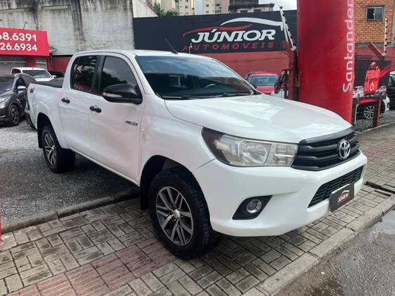 TOYOTA HILUX 2.8 NARROW 4X4 CD 16V DIESEL 4P MANUAL TOYOTA HILUX 2.8 NARROW 4X4 CD 16V DIESEL 4P MANUAL